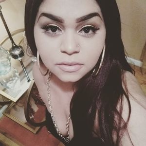 Meet your Posher, Raysa